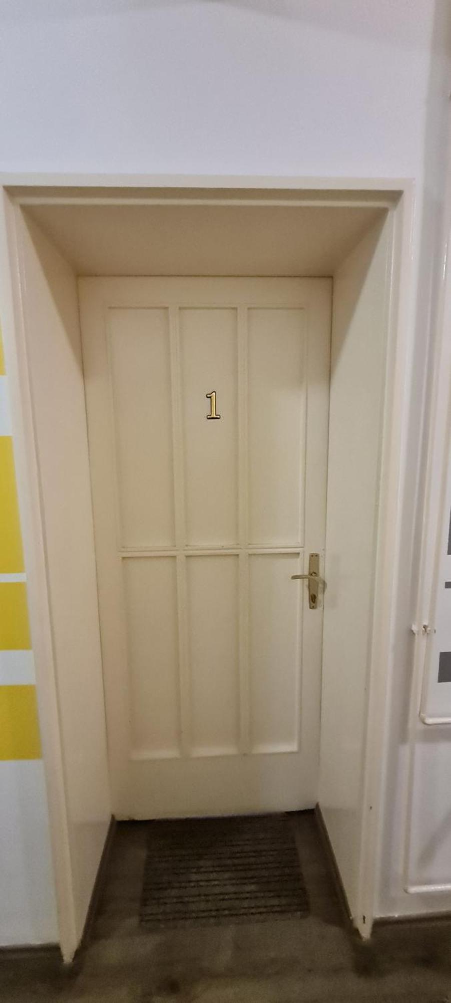 Rooms Lara Zagreb Bilik gambar